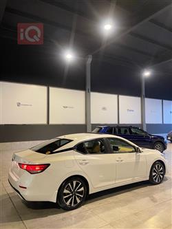 نيسان سنترا